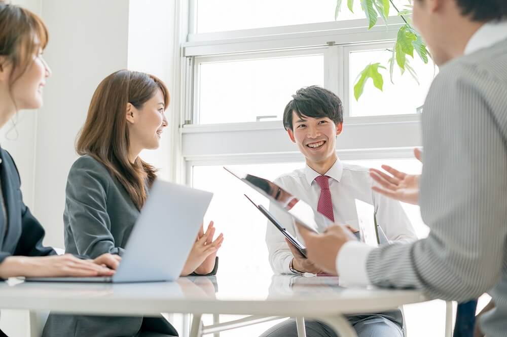 メンタルヘルス不調者がでないように対策する職場のイメージ