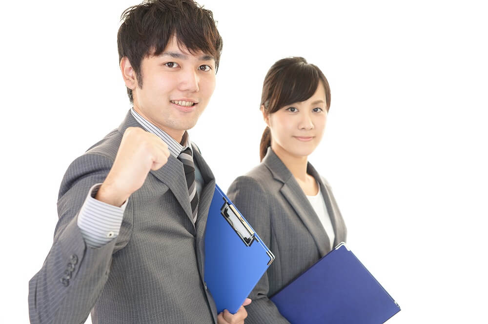 生産性向上を目指す社員のイメージ