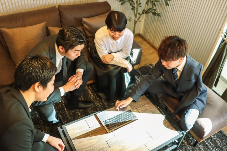 社内コミュニケーション課題を抱え続けるリスク