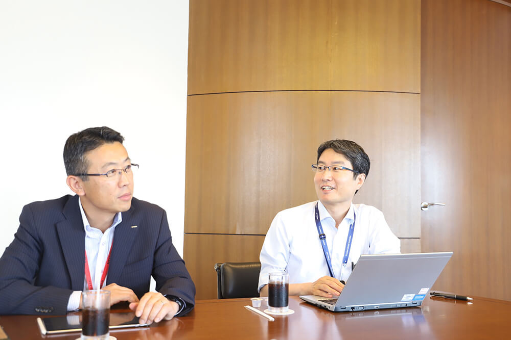 NTTデータにおけるGeppo運用はこの2名がメインで行っている