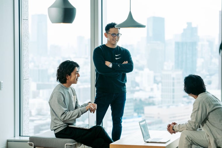 バリュエンスホールディングス2